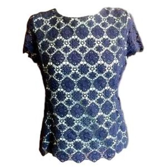 Vince Camuto Tops - Vince Camuto Navy Lace Overlay Cap Sleeve Top
